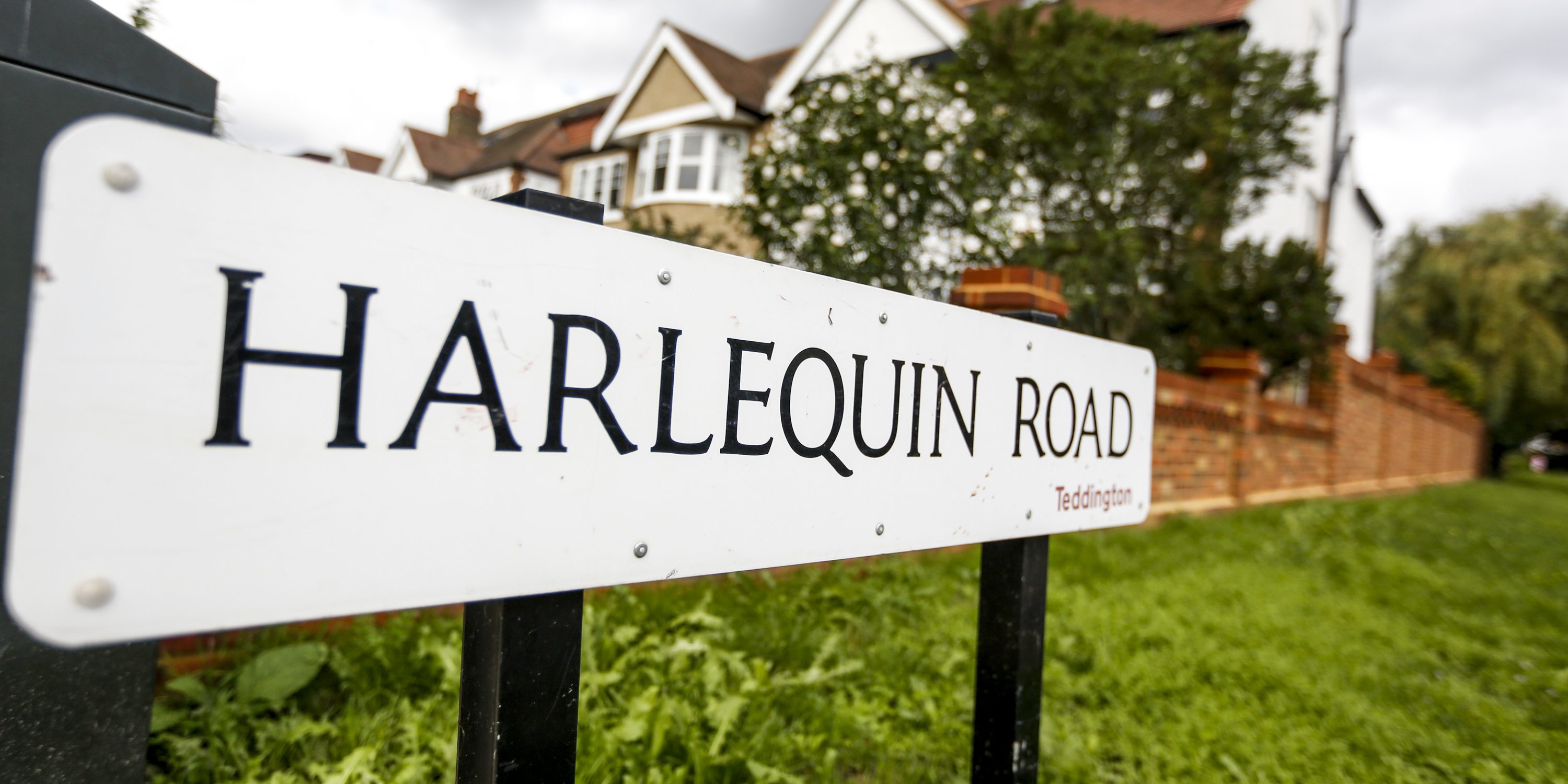 1-potterill-court-tw11-14